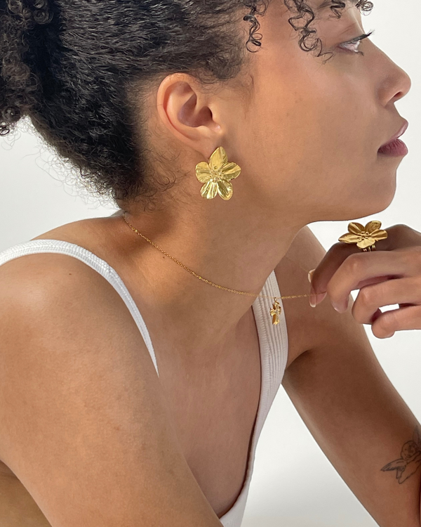 Hibiscus Studs